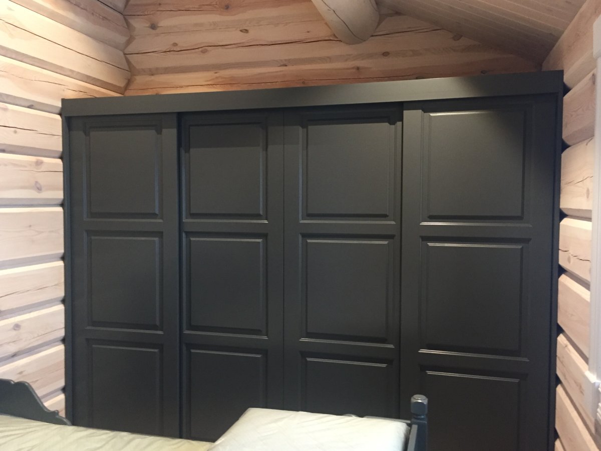 Klassisk Skyvedørsgarderobe